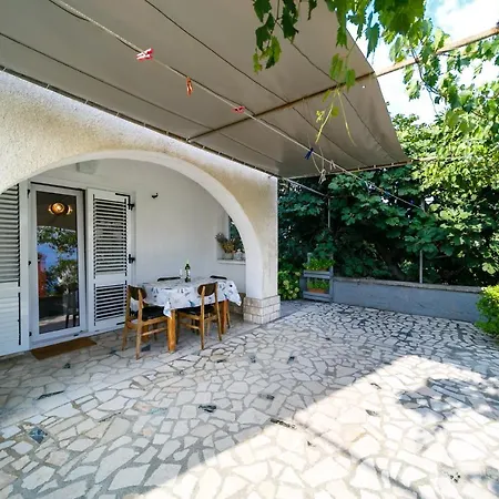 Zuza Krk Apartment Krk Town